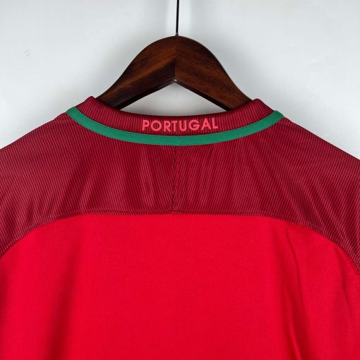 2016 Retro Long Sleeve Portugal Home Football Shirt Thai Quality