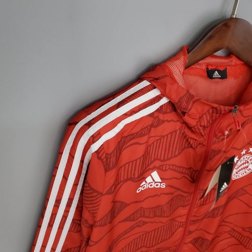 2021/2022 Windbreaker Football Jersey Bayern Munich Red  Thai Quality