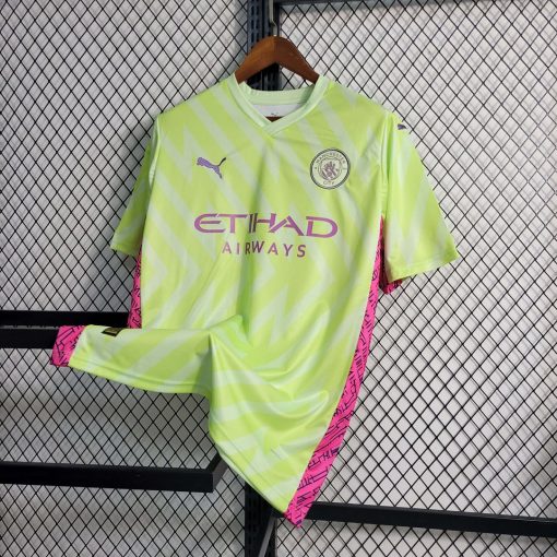 2023/2024 Manchester City Goalkeeper Fluorescent Green Football Shirt Thai Quality