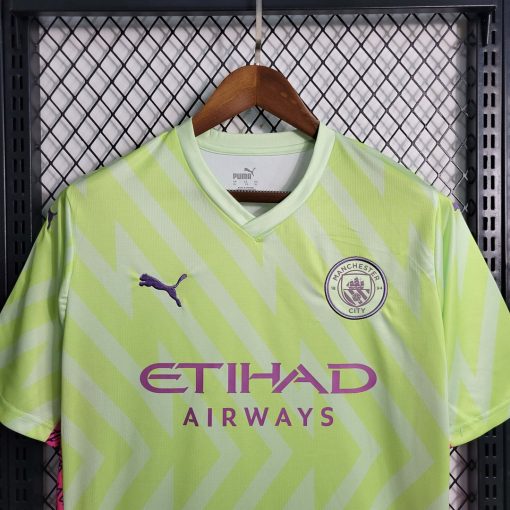 2023/2024 Manchester City Goalkeeper Fluorescent Green Football Shirt Thai Quality